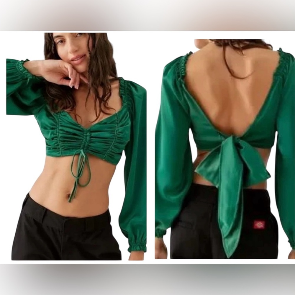Urban Outfitters Caroleena Cropped Puff Sleeve Blouse Size Medium